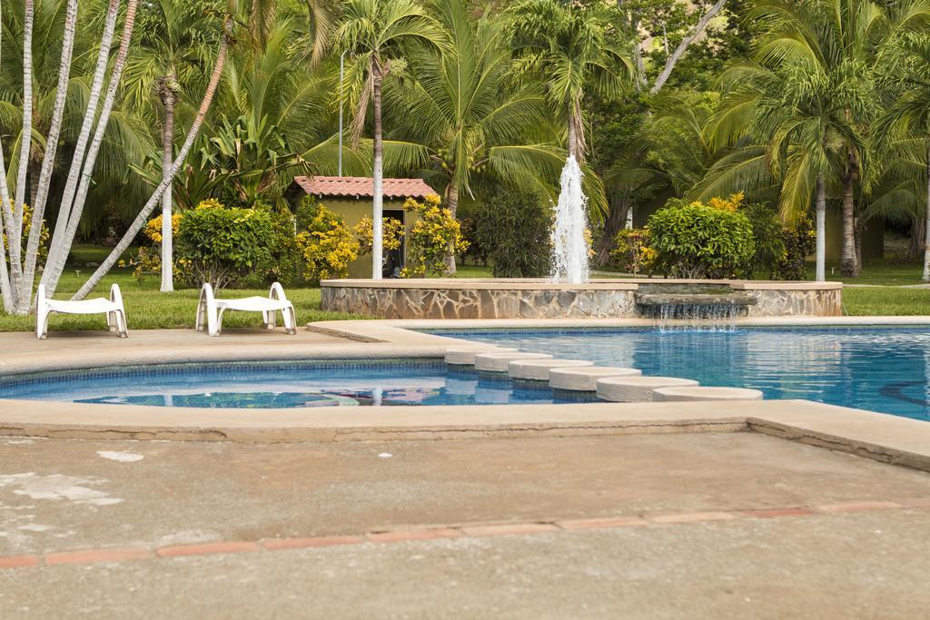 Hotel Guanacaste Lodge Playa Flamingo Bagian luar foto