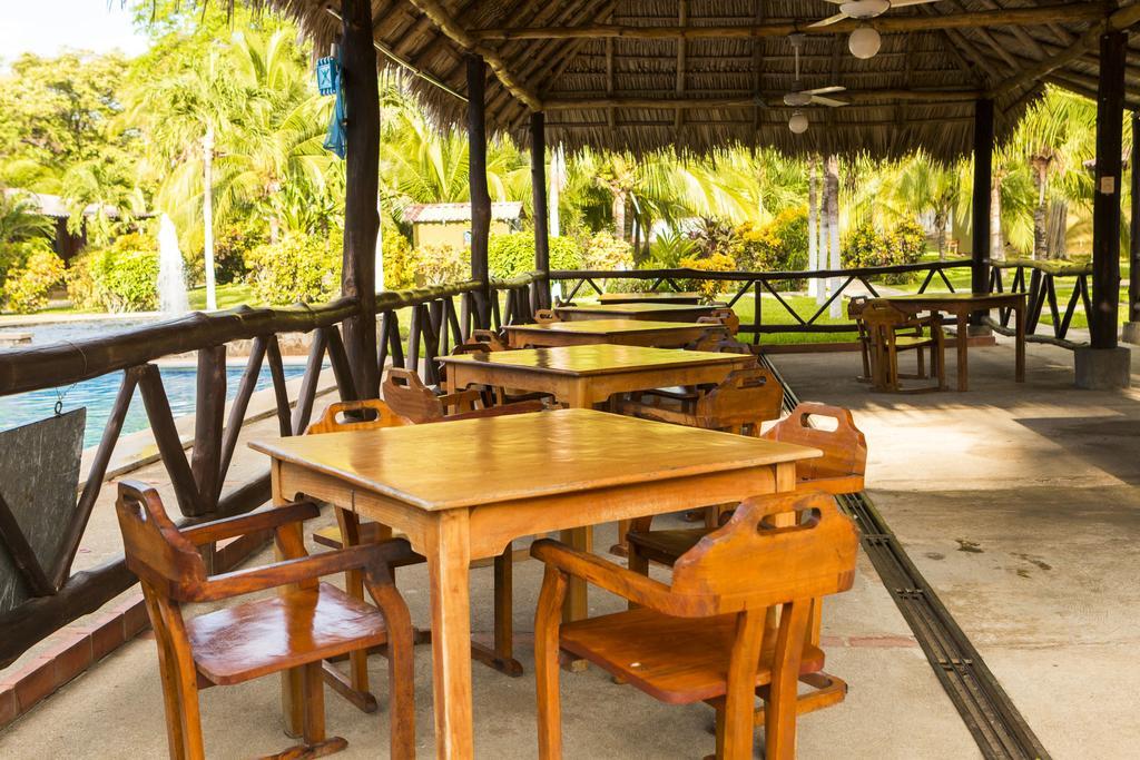 Hotel Guanacaste Lodge Playa Flamingo Bagian luar foto