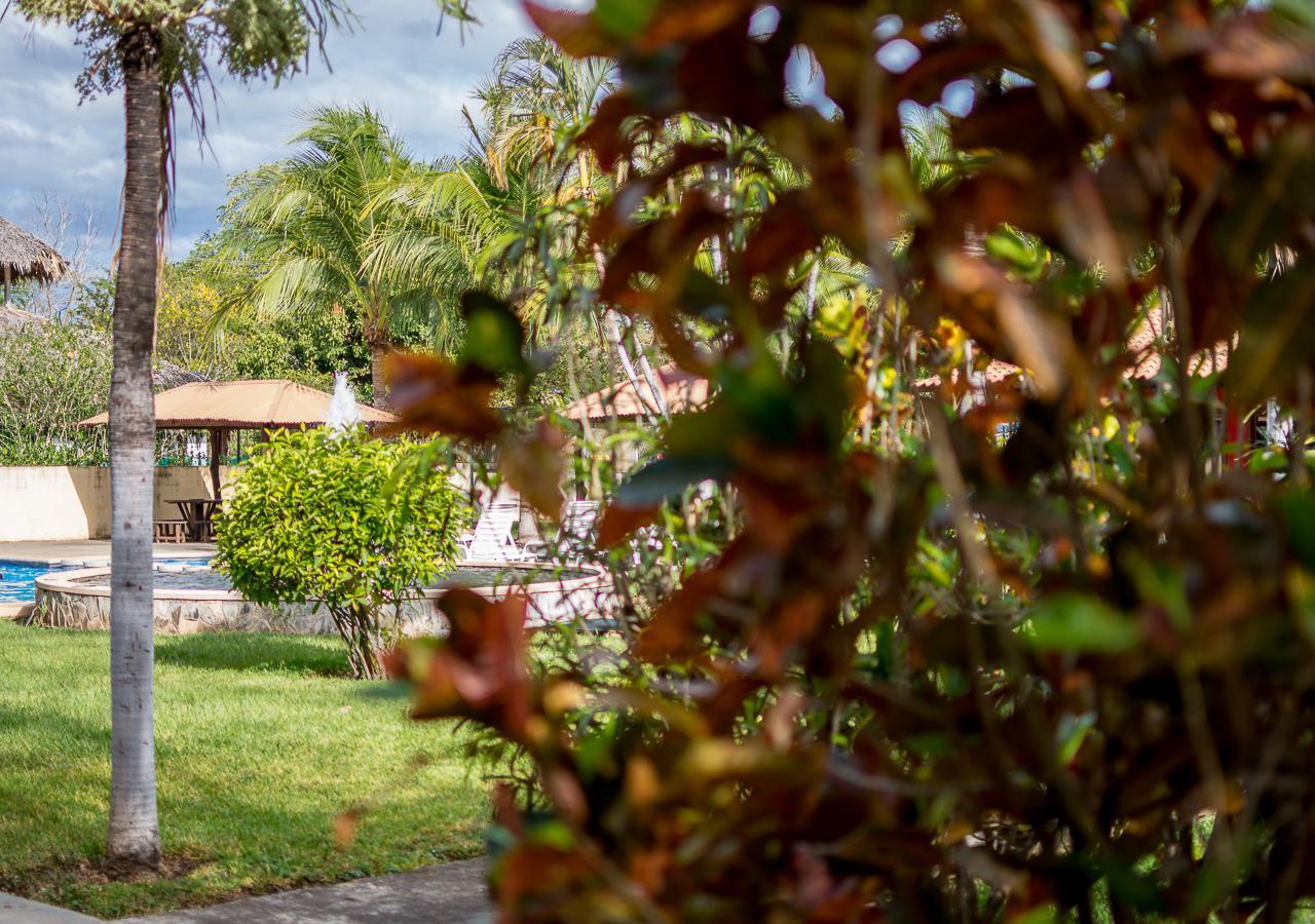 Hotel Guanacaste Lodge Playa Flamingo Bagian luar foto